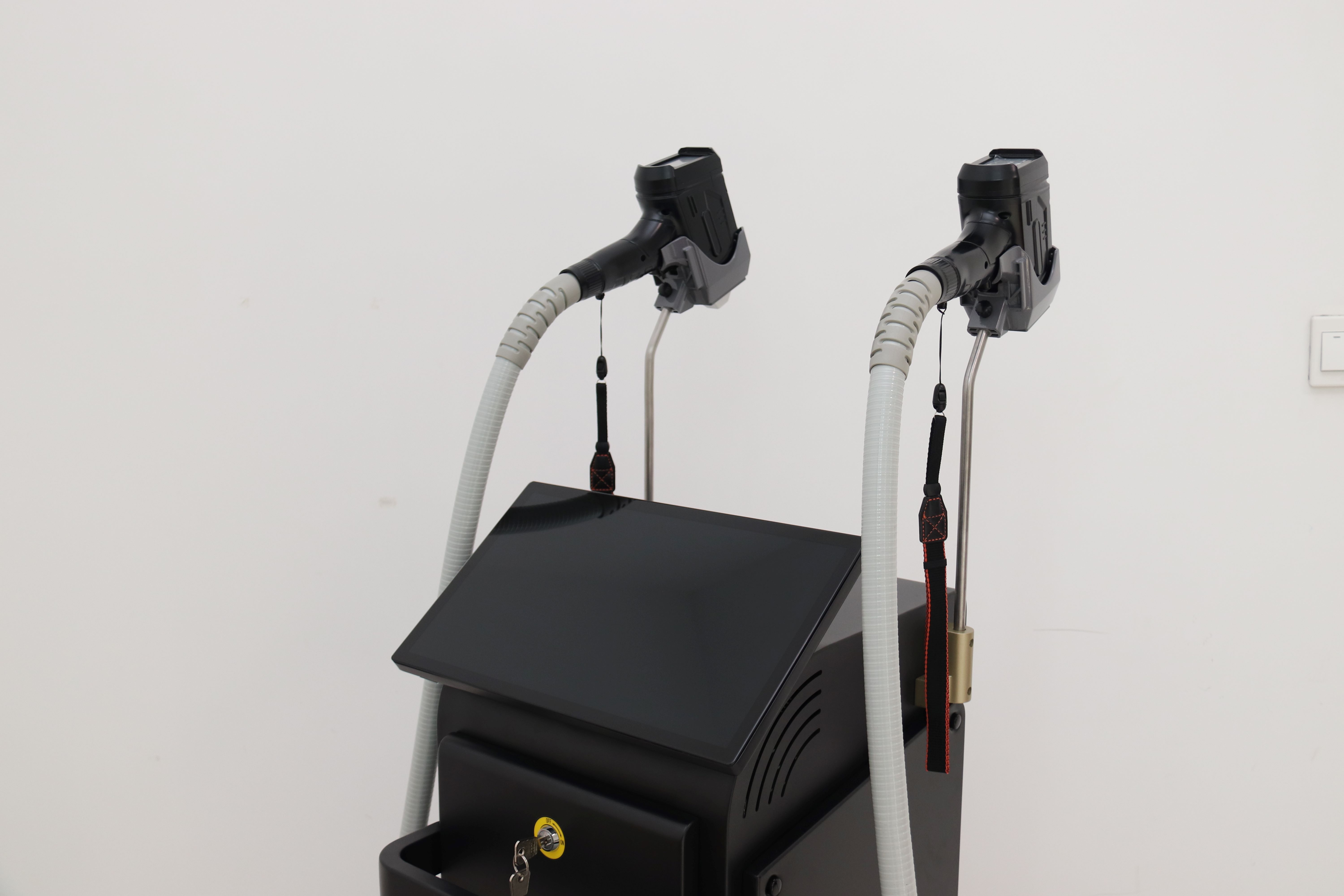 Diode Laser Hair Removal Dual Handpieces Machine